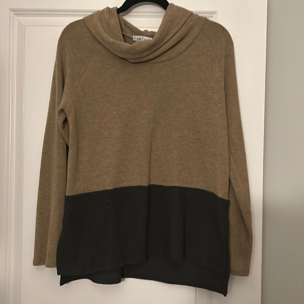 Moa Moa Sweater